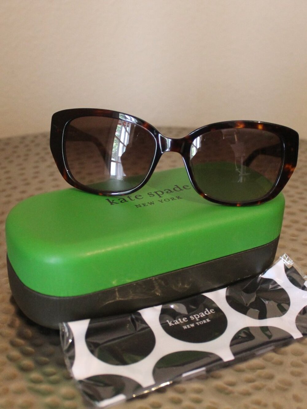 Kate Spade Kenzie Tortoiseshell Cat Eye Sunglasses NWT